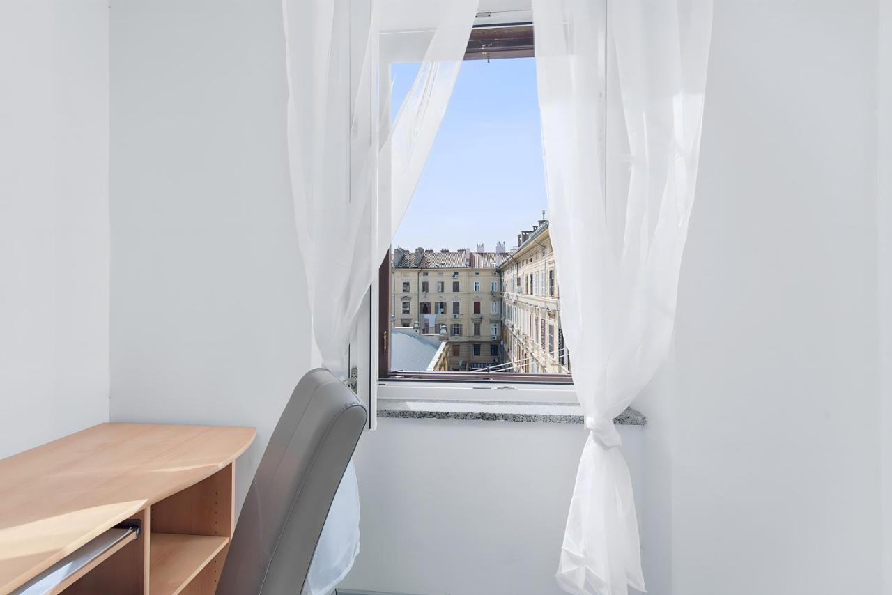 Little Flower City Studio 5 - Rijeka Rent Extérieur photo