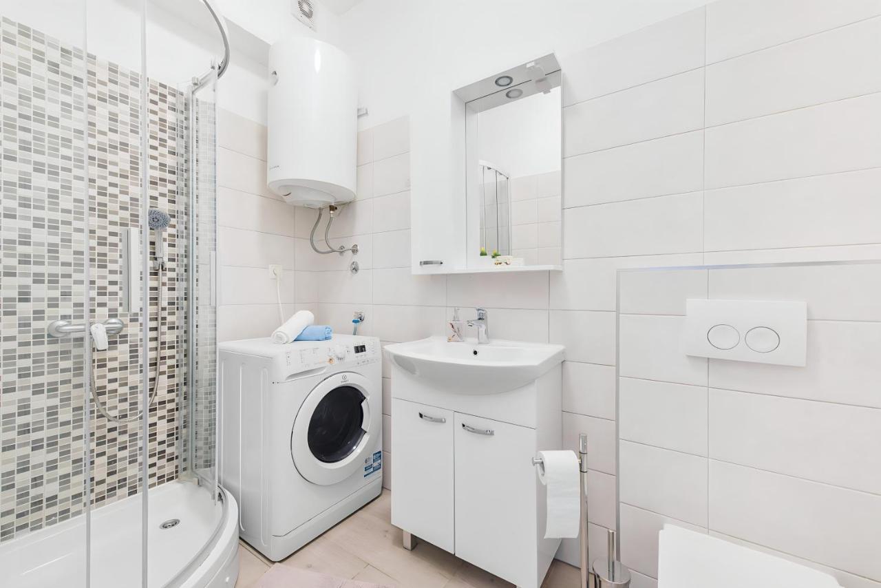 Little Flower City Studio 5 - Rijeka Rent Extérieur photo