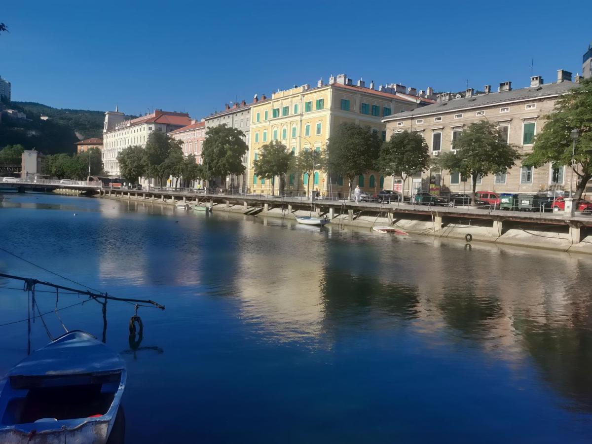 Little Flower City Studio 5 - Rijeka Rent Extérieur photo